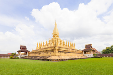  Golden pagoda wat Phra That Luang in Vientiane