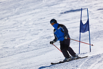 Fototapeta na wymiar Skier at mountains ski resort Innsbruck - Austria