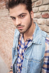 Fototapeta premium handsome man looking at the camera