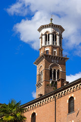 Fototapeta na wymiar Lamberti Tower - Verona Italy