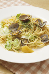 塩レモンのアサリのクリームパスタ