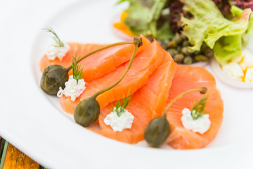Smoked salmon salad