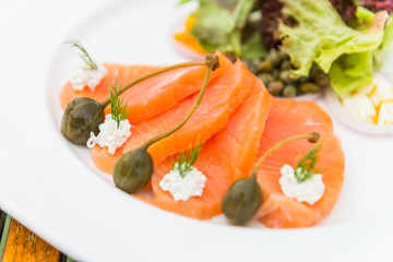 Smoked salmon salad