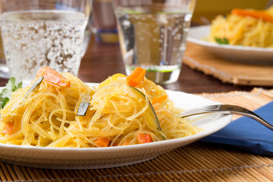 Spaghetti di soia con verdurine