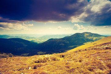 Naklejka premium retro mountain landscape