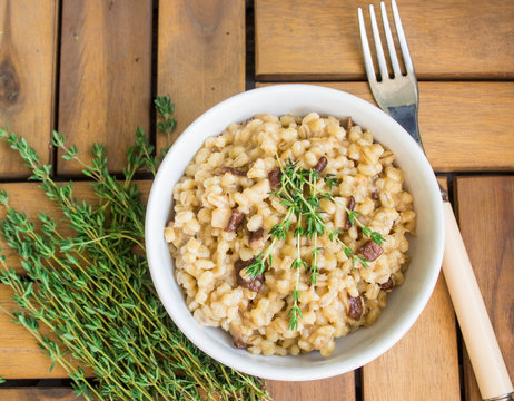 orzotto with mushrooms