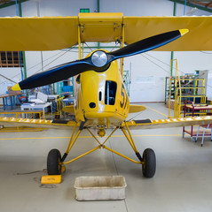 propeller biplane