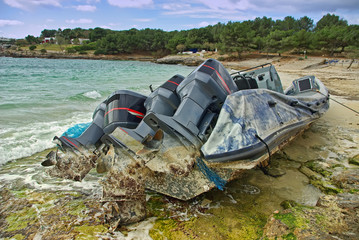 Powerboat Shipwreck