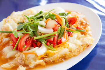 Spicy fried egg salad