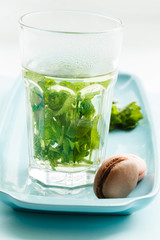 mint tea with dessert