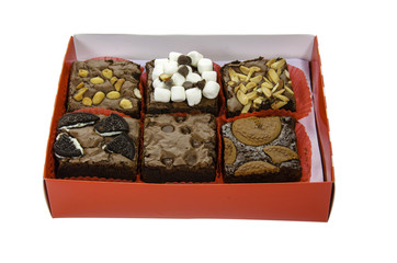  Pieces of fresh brownie in the box
