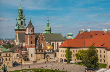 Fototapeta na wymiar Wawel castle in Krakow Poland
