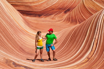 USA - tourists in the Coyote buttes recreational park - The wave