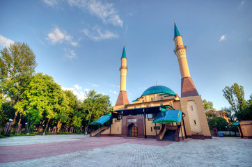 Fototapeta na wymiar Mosque in Donetsk, Ukraine.