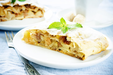 Apple strudel