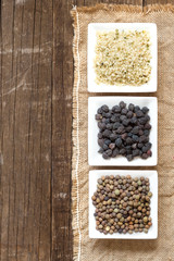 Roveja, hemp seeds and black chickpea