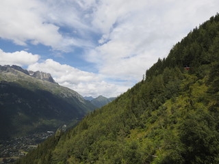 Fototapeta na wymiar Los Alpes junto a Chamonix (Francia)