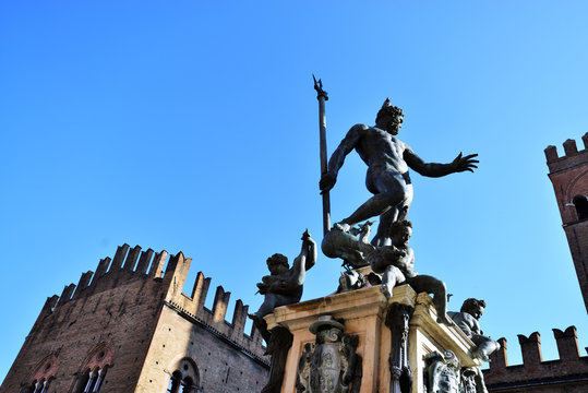 Fontana di Nettuno, Bologna