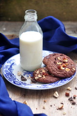 Chocolate cookies with hazelnut