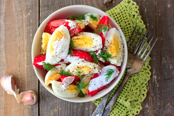 Tomatoes and eggs salad