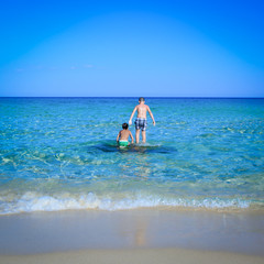 Bambini in spiaggia