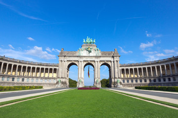 Fototapeta na wymiar Triumphal arch - Brussels