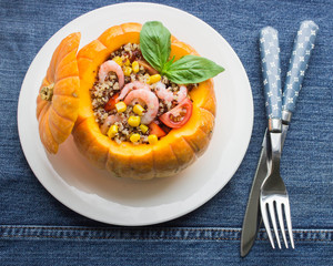 pumpkin stuffed with quinoa