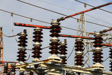 great insulators and breakers  in a power plant with high voltag