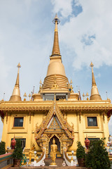 Fototapeta premium Temple of the Golden Buddha