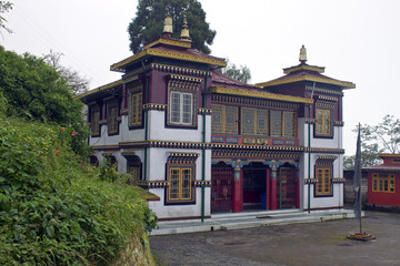 Buddhist monastery in Darjeeling (Bhutia Busty Gompa), India - obrazy, fototapety, plakaty