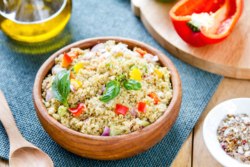 Quinoa with fennel and pepper salad