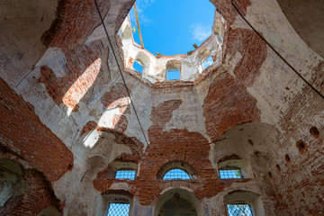 Ruined Church of the Intercession of the Holy Virgin (1825-1836)