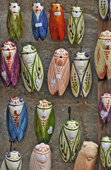 Cicale, artigianato provenzale al mercato di Avignone - obrazy, fototapety, plakaty