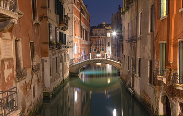 Fototapeta na wymiar Venice - Look canal in the dusk near the center of the town