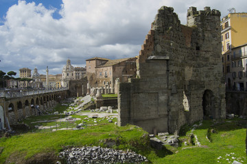 Fototapeta na wymiar Roma, via dei Fori Imperiali