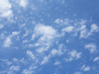 青空と雲　9月