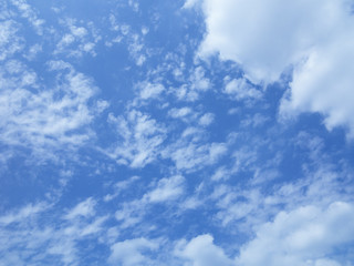 青空と雲　9月