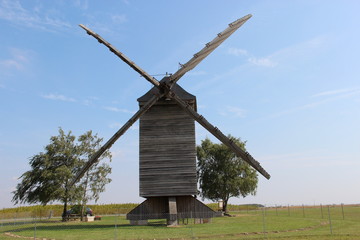 Obraz premium Moulin en bois