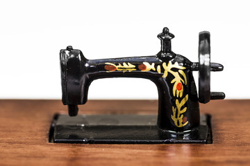 Retro styled sewing machine