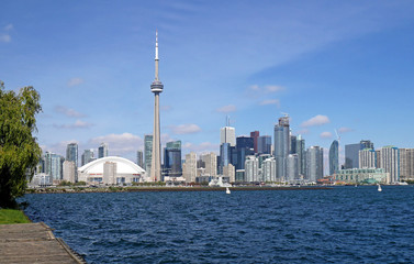 Toronto skyline viewed from Island Park © Spiroview Inc.