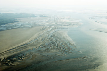 Luftbild vom Schleswig-Holsteinischen Wattenmeer bei St. Peter-O