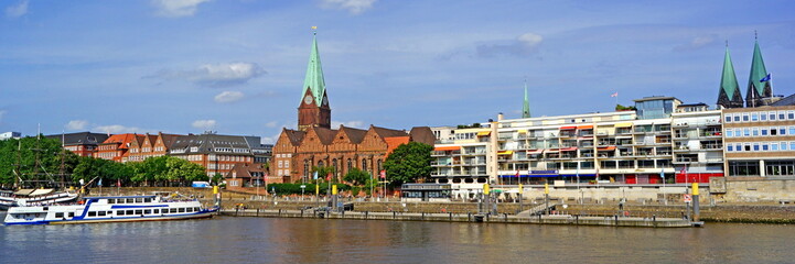 Fototapeta premium Bremen a.d. Weser - Stadtpanorama