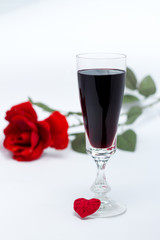 glass of wine the rose and heart
