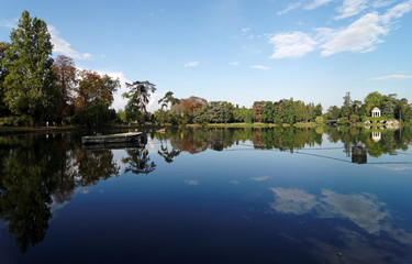 Fototapeta na wymiar lac Daumesnil