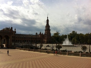 Südturm des Palacio Central I in Sevilla