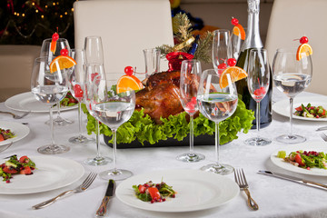 Garnished roasted turkey