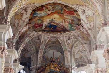 Fototapeta na wymiar Fresco Ceiling at St. Peter's Church in Munich, Germany