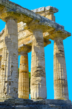 Details admires the greek temple of Cecere - Paestum Italy
