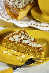 Ricotta Mandel Kuchen
