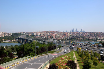 Istanbul bridge across Altın Boynuz bay